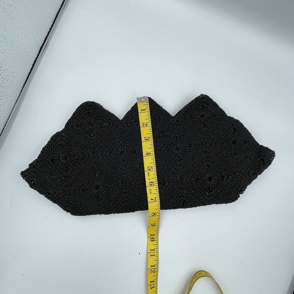 1940s Vintage Black Crochet Corde Shell Shape Clutch Women Bag - Picture 14 of 16